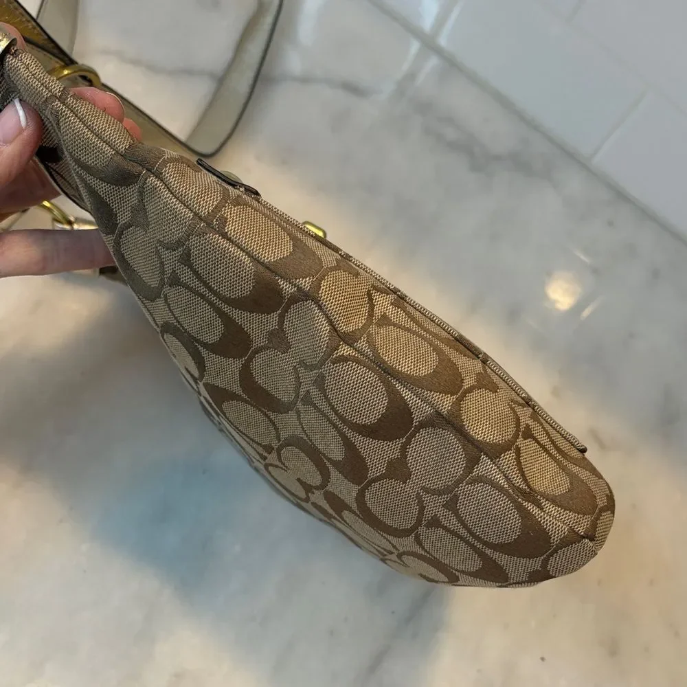 Coach Crossbody Purse Handbag Penelope Jacquard Signature Logo Hippie Bag